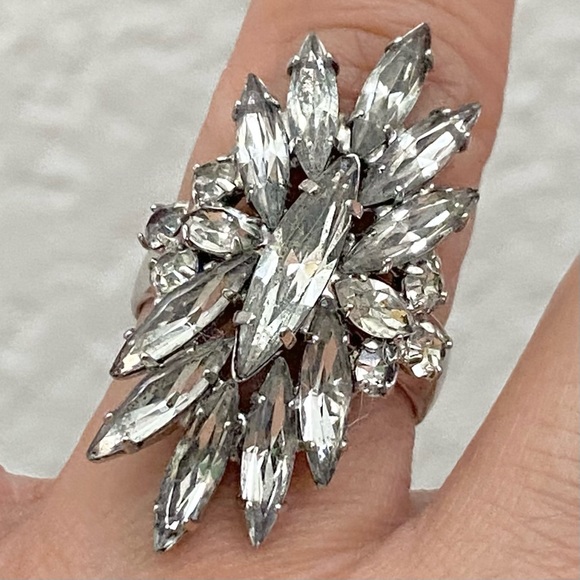 NAPIER Silver-tone Starburst Adjustable Statement Ring Size 7 - Picture 5 of 14